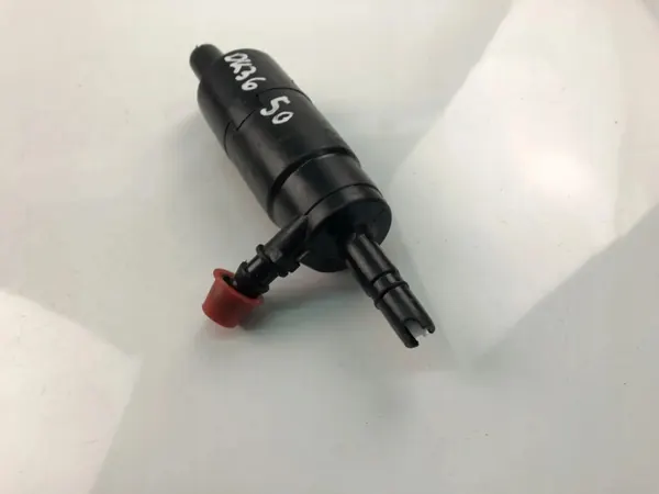 Pompe lave-glace avant OEM 20180320 pour BMW Série 3 E90 image 4