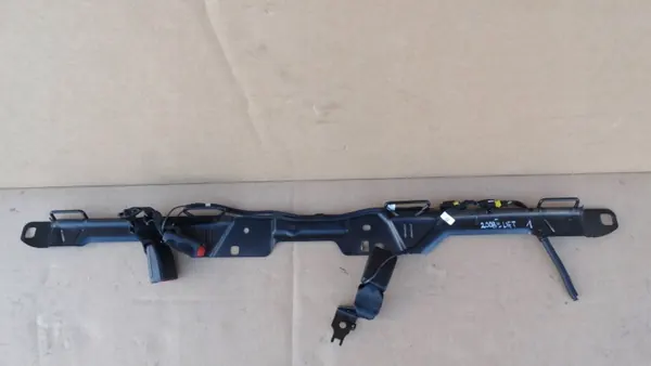 Peugeot 2008 II sitsfästningsfäste OEM 2274347 image 2