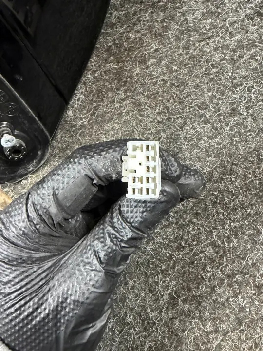 Kia Carens III Vasen Peili OEM 7-Pin Maalattu 9H image 9