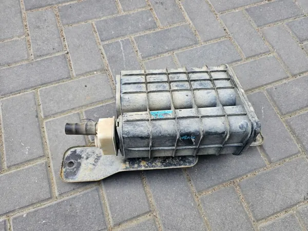 Koolstoffilter Bevestiging Jeep Wrangler JK 07-18 OEM 04891781AB image 2