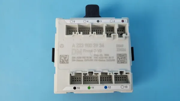 Module Porte Mercedes EQE 350+ OEM A2239003934 image 2