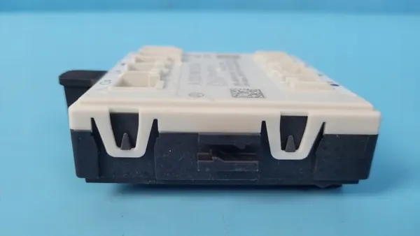 Module Porte Mercedes EQE 350+ OEM A2239003934 image 5
