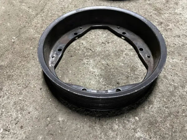 Poulie de Pompe à Eau OEM A5412010531 Mercedes Actros image 2