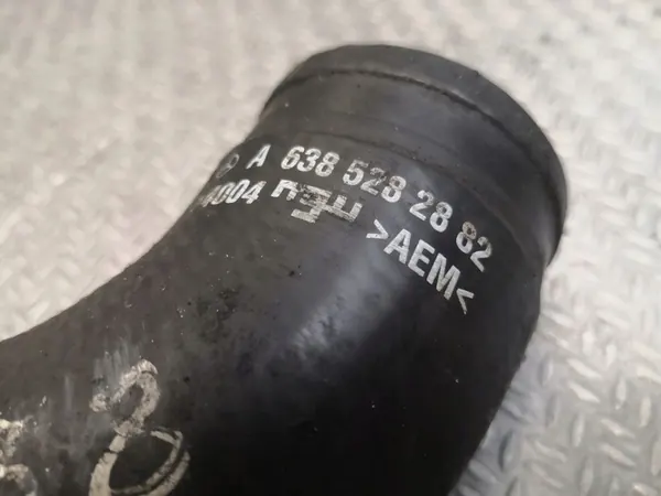 Mercedes-Benz Vito Viano W638 Intercooler Schlauch image 4