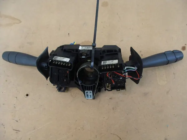 Gecombineerde Schakelaar Dacia Logan I 8200792579 image 5