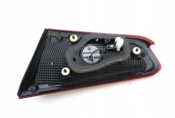 HYUNDAI i20 II 2 Lift. 2017 - 2020 Luz trasera izquierda OEM image 2