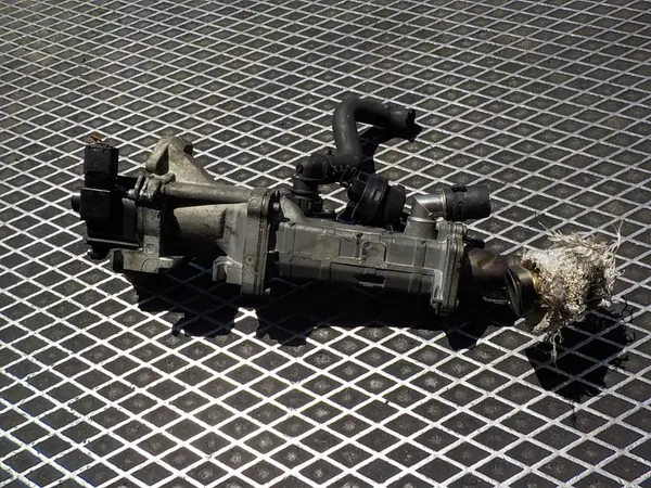 Válvula EGR LAND ROVER RANGE ROVER EVOQUE 2.2L diésel image 3