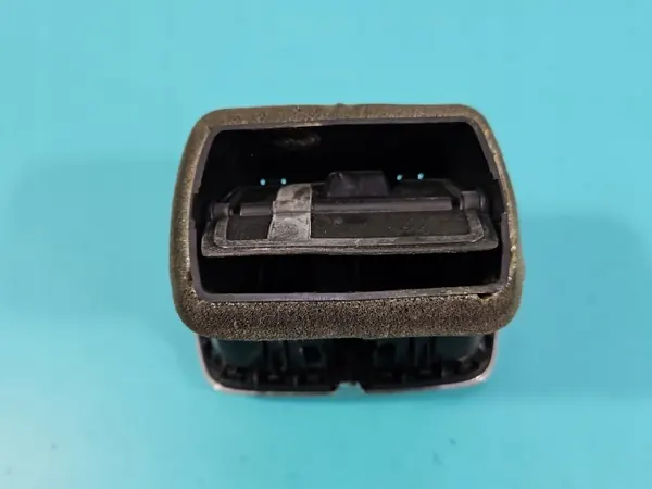 OEM 5E0819203C Bakre tunnelventilationsgallret image 5