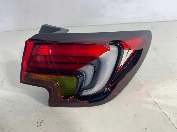 Luz trasera derecha Opel Astra K EU image 4