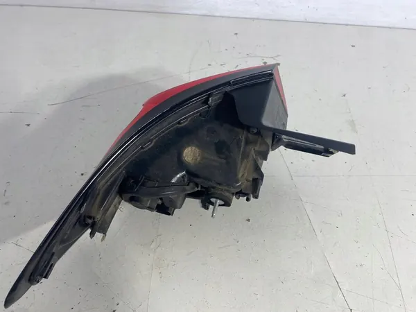 Luz trasera derecha Opel Astra K EU image 7