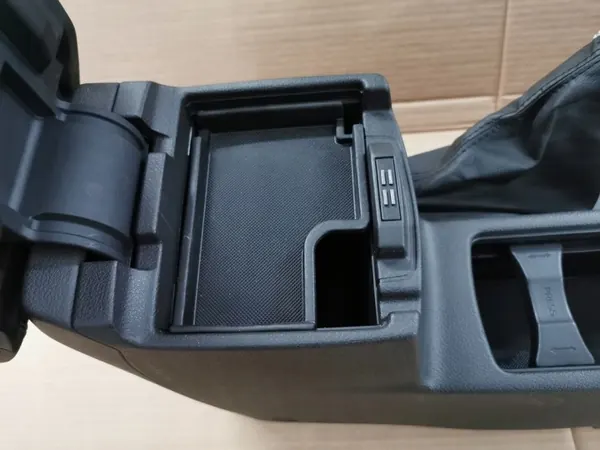 Set Tunnel d'accoudoir FORD FOCUS MK3 LIFT 15-18 image 8