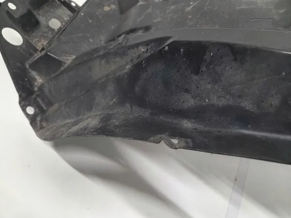 Front Left Wheel Arch Toyota Hilux 8 image 4