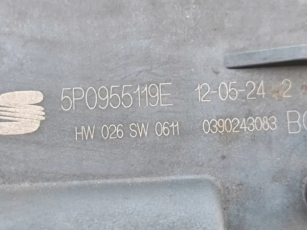 Tuulilasinpyyhkijän moottori vasen etu Seat Altea Toledo 5P0955119E image 2