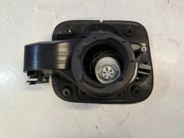 Polttoainesäiliön kansi OEM 7729348010 Lexus RX 3.5L 2021 image 4