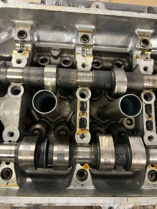 Cabeçote Toyota Auris II OEM głowica a1zr-e12u image 9