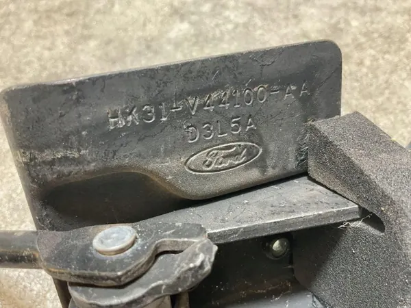 Ford Transit Custom achterklepbegrenzer OEM HK31V44100AA image 4