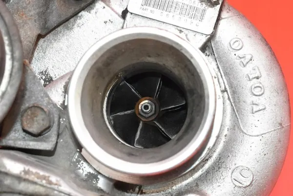 Turbocompressor OEM 49377-06102 para Volvo S60 2.0T image 7