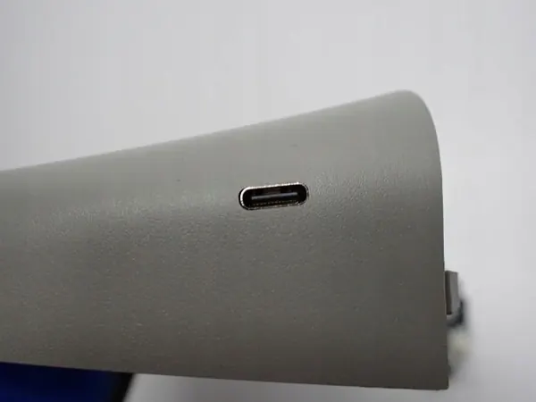 USB/AUX-portfodral OEM 5E3868437A för Skoda Octavia IV image 5
