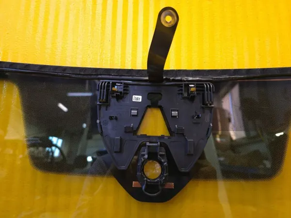 Skoda Kodiaq Frontscheibe OEM 565868037 image 4