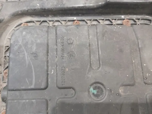 Réservoir AdBlue Peugeot 308 T9 C4 12674101 image 2