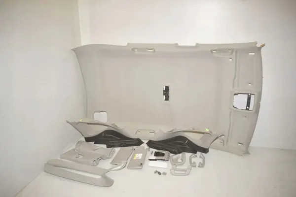 Conjunto coberturas teto BMW X1 OEM 9219498 - Usado image 3