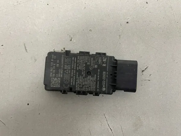 Antenne contrôle accès OEM 85H962133M pour Audi Q6 image 3