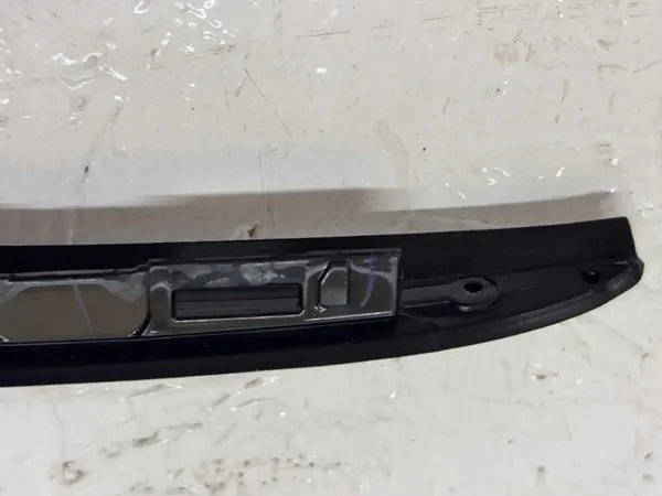Lexus NX 14-21 front right window seal 75535-78010 image 9