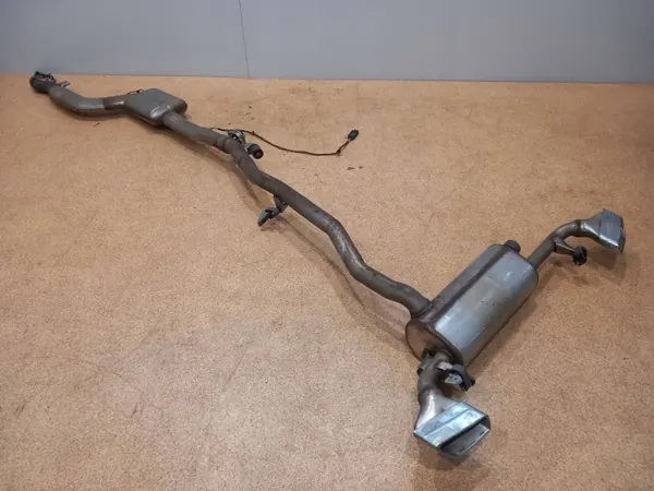 BMW 5 G31 Pakoputki Vaimenninputki OEM 8586756 image 2