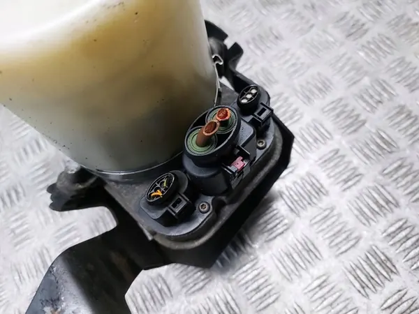 Bomba de direção elétrica SEAT IBIZA IV 1.2 TDI image 2