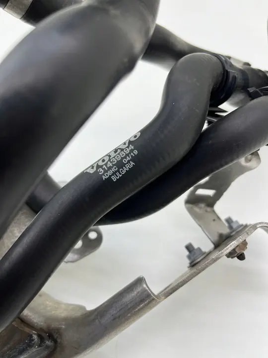 VOLVO V90 Lisävesipumppu ja jäähdyttimen letkusetti image 3