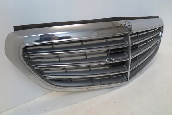 MERCEDES E W212 Front Grill A2128801383 image 3