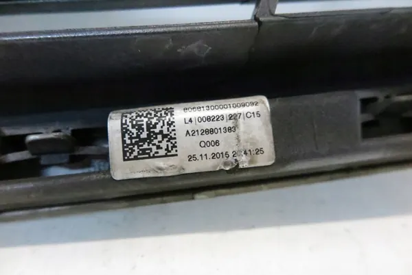 MERCEDES E W212 Front Grill A2128801383 image 7