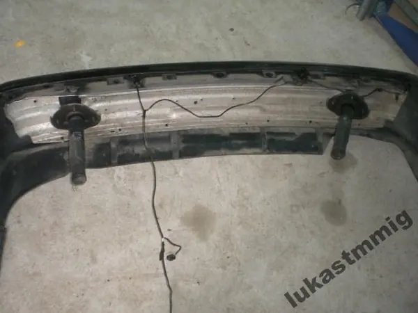 Trave paraurti posteriore E39 BMW 5 PDC OEM image 6