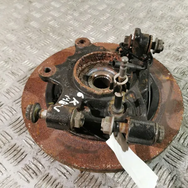 Mercedes-Benz takapyörän navan OEM UTO33689 image 4
