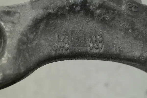 Vasen iskuntsäätökiinnike AUDI A4 B9 8W0037 image 2