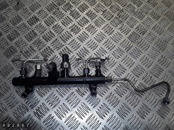 Brandstofrail Citroen C5 2008 2000 968190968001 image 5