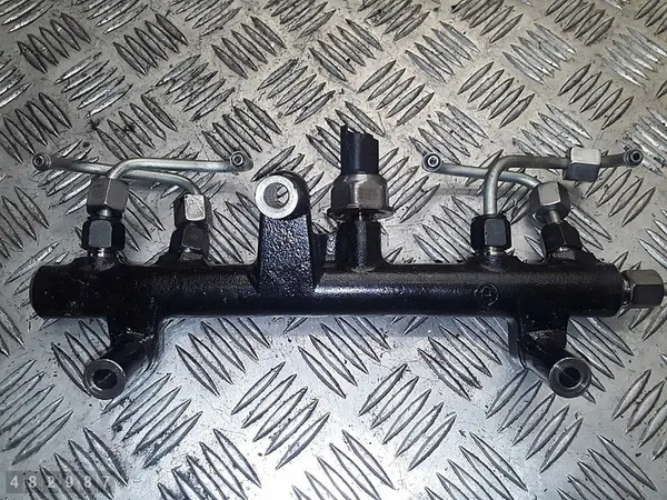 Brandstofrail Citroen C5 2008 2000 968190968001 image 6