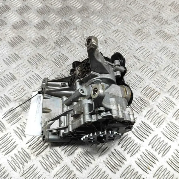 Bomba de aceite BMW OEM 8513665 para X1 F48 F49 2017 image 2
