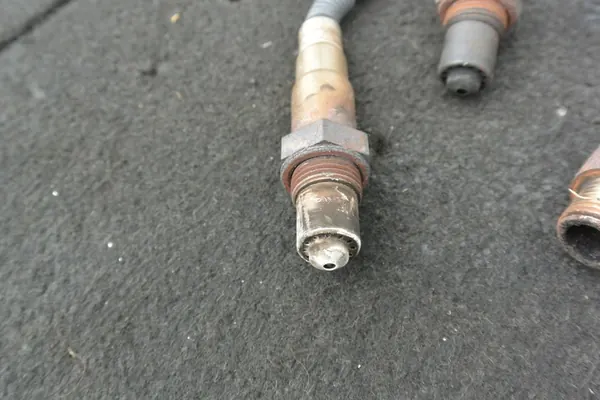 Sensor Lambda Mercedes E-Class W211 W219 E63 AMG OEM image 3