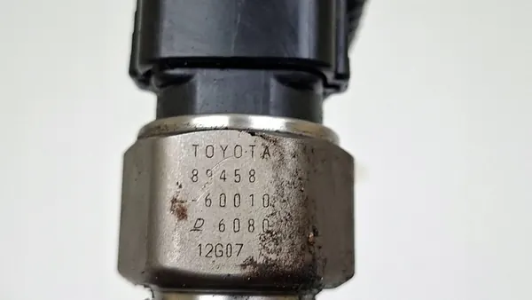 Tuyau de carburant Toyota Corolla Verso 2006 89458 image 6