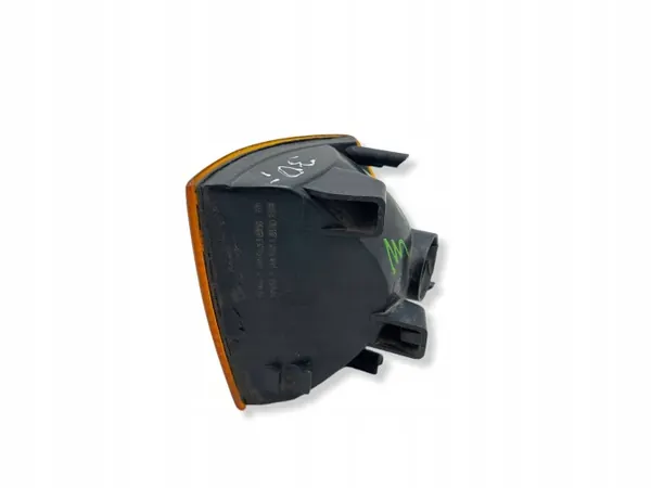 Luz intermitente BMW OE 1374012 - Usado image 3