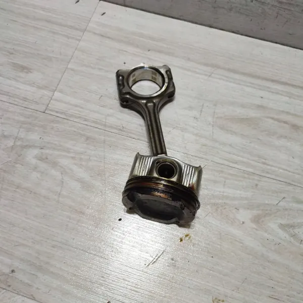 Pistón con Biela OEM 123100749R para Dacia image 2