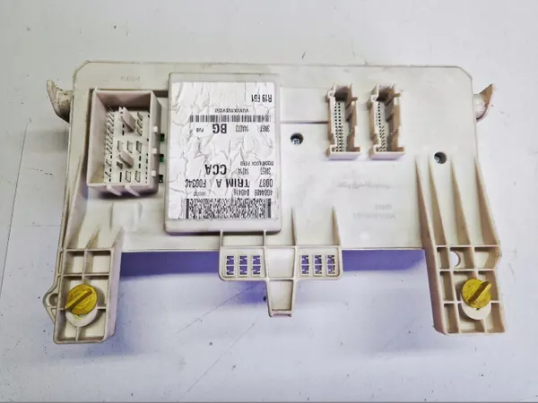 Sulakekotelo OEM 3M5T14A073BG Ford C-Max MK1:lle image 3