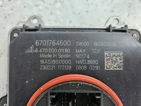 Module Convertisseur Phare LED Maserati Grecale OEM 6701764600 image 3