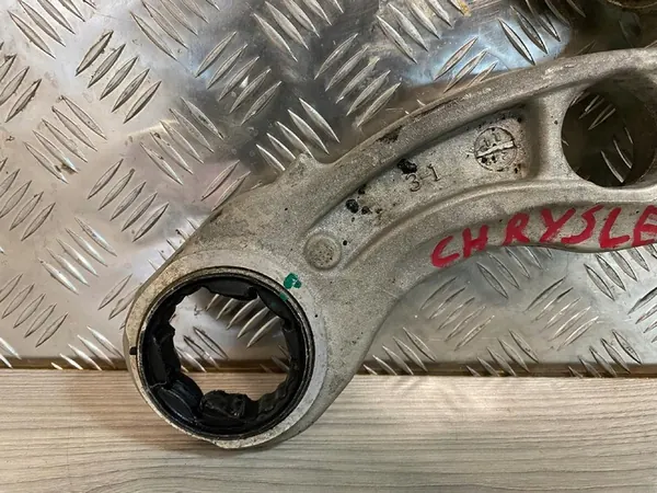 CHRYSLER 200 2015- Braccio di controllo anteriore destro 68228520AF image 3