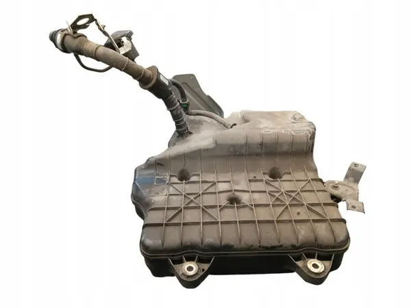 Tanque AdBlue OEM A2054703901 para Mercedes C W205 image 2