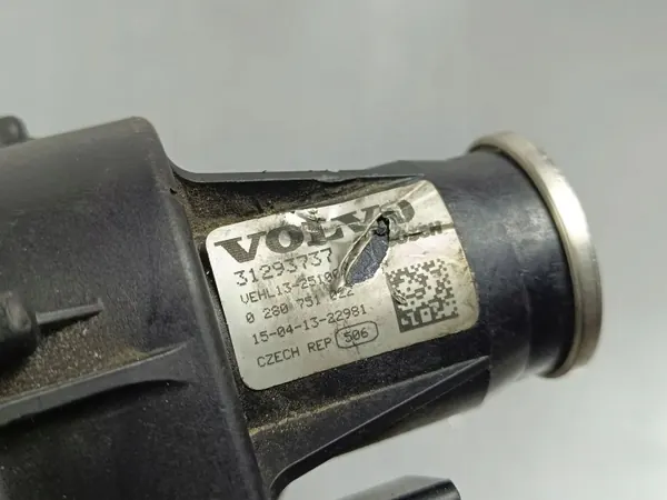 Collecteur d'échappement Volvo XC90 Pièce OEM 32293737 image 5
