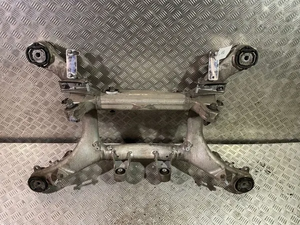 BMW 6883918 Hintere Hilfsrahmen - Gebrauchtes OEM-Teil image 2