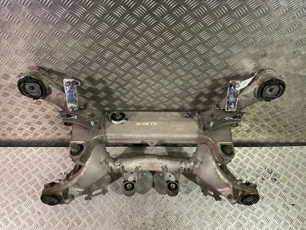 BMW 6883918 Hintere Hilfsrahmen - Gebrauchtes OEM-Teil image 7