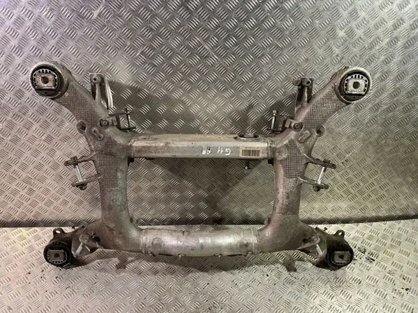 BMW 6883918 Hintere Hilfsrahmen - Gebrauchtes OEM-Teil image 8